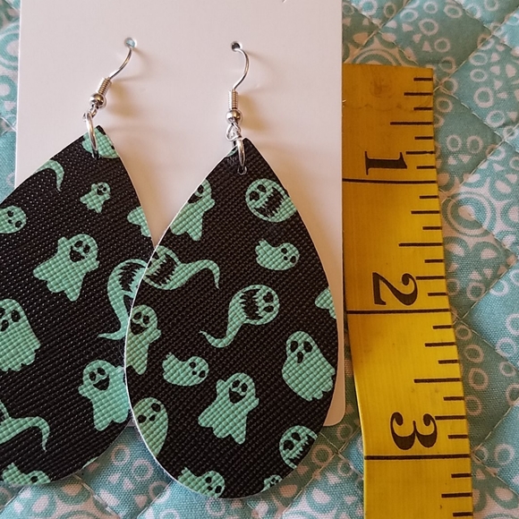 Faux Leather Halloween Ghost Earrings - Picture 3 of 3
